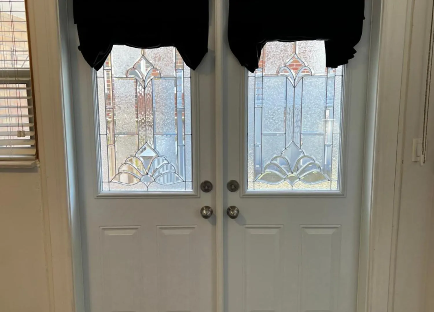 Apartment Spacious Private Upper Floor 4Br 5 Beds 2 Bath & Kitchen Toronto Canada